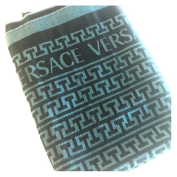 Versace Accessories - VERSACE Lambs Wool Medusa Blanket Scarf